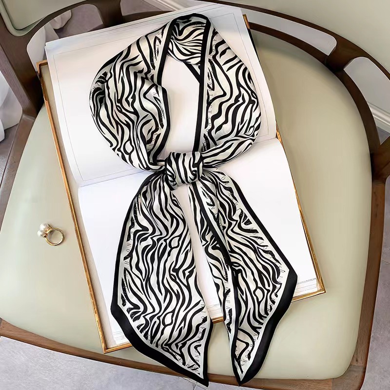 Luxury Bags In China - Lenço Quadrado de Seda Luxuoso com