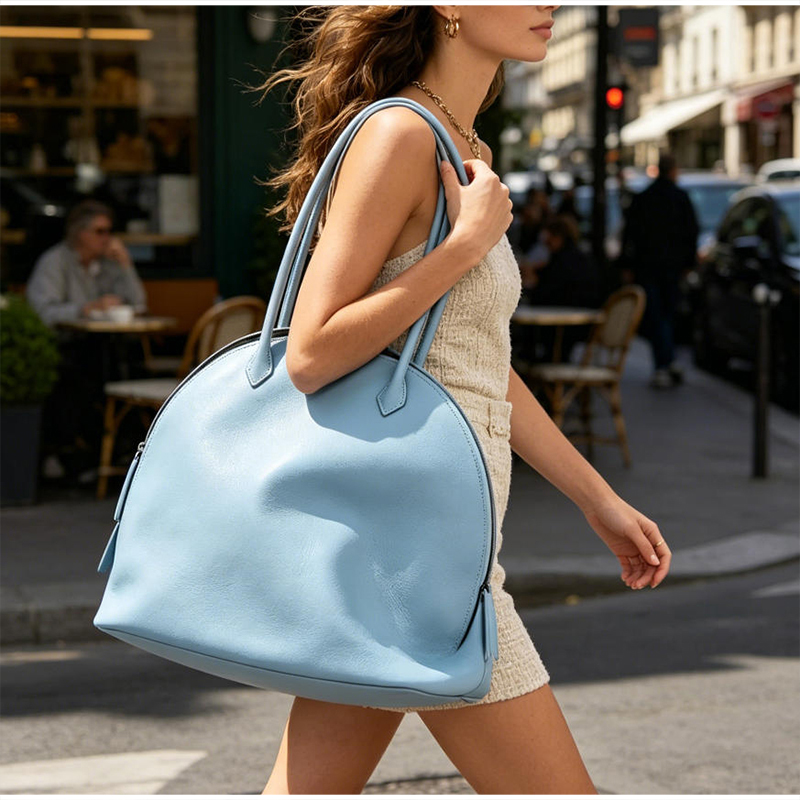 Bolsa de Ombro de Luxo em Form - Luxury Bags Collection avaliação e preço